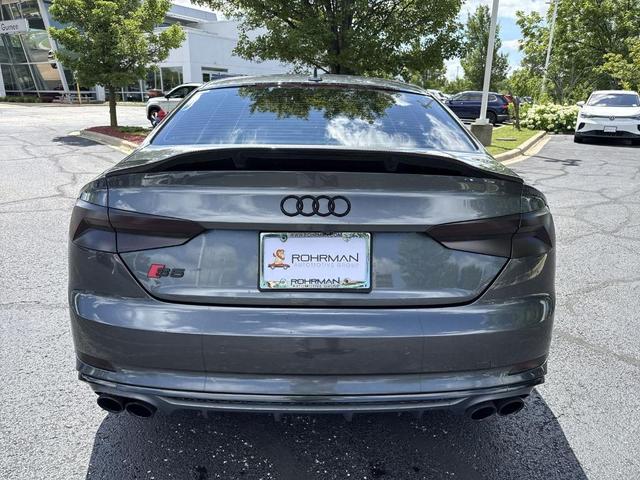 Photo of 2018 Daytona Gray Pearl Effect Audi S5