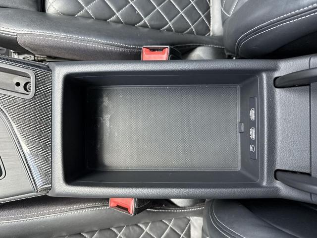 Photo of 2018 Daytona Gray Pearl Effect Audi S5