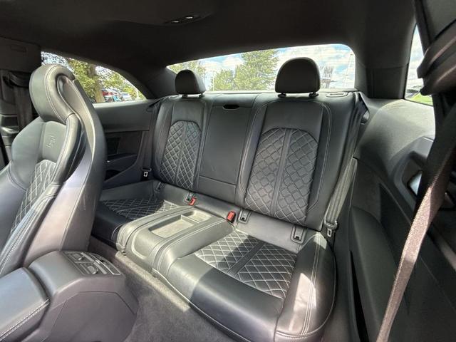 Photo of 2018 Daytona Gray Pearl Effect Audi S5