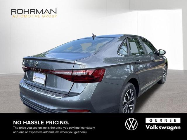 Photo of 2025 Platinum Gray Metallic Volkswagen Jetta