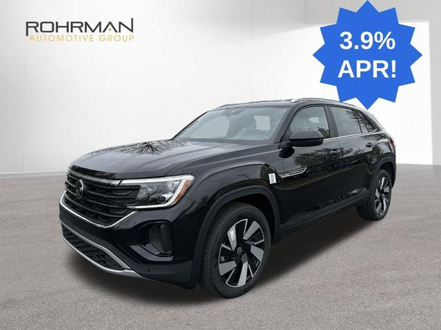 Photo of 2025 Deep Black Pearl Effect Volkswagen Atlas Cross Sport