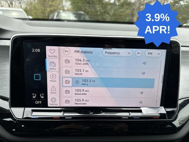 Photo of 2025 Mountain  Lake Blue Volkswagen Atlas Cross Sport