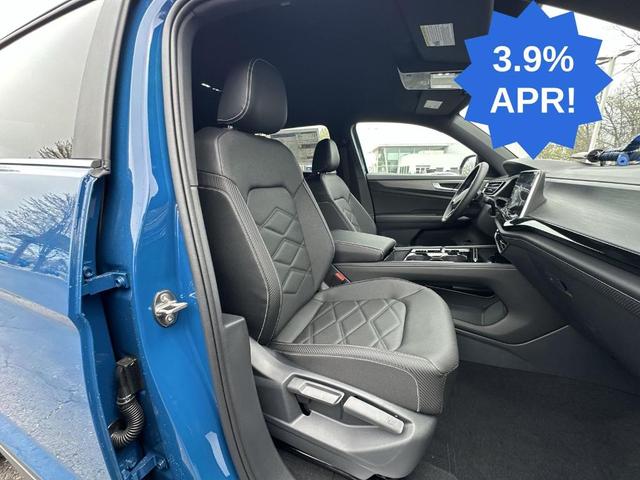 Photo of 2025 Mountain  Lake Blue Volkswagen Atlas Cross Sport