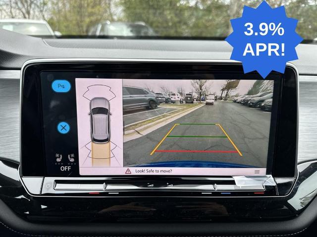 Photo of 2025 Mountain  Lake Blue Volkswagen Atlas Cross Sport
