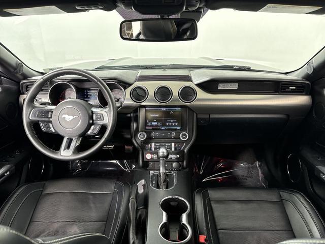 Photo of 2015 Black Ford Mustang