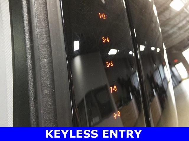 Photo of 2023 Agate Black Metallic Ford Explorer