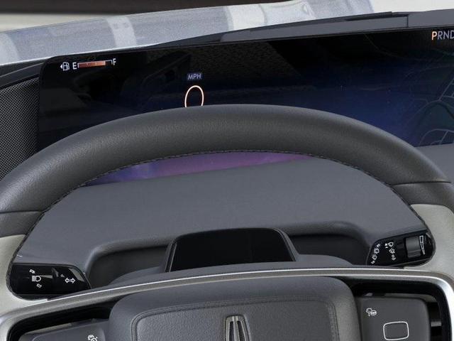 Photo of 2025 Gray Mist Lincoln Navigator L