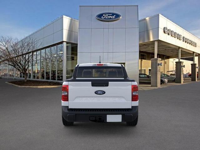 Photo of 2025 Oxford White Ford Maverick