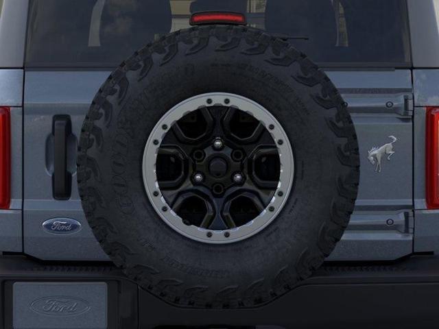 Photo of 2024 Azure Gray Metallic Ford Bronco