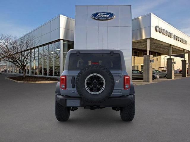 Photo of 2024 Azure Gray Metallic Ford Bronco