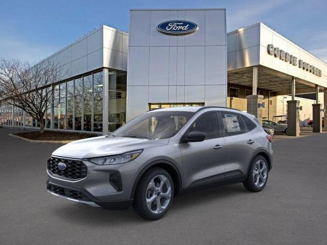 Photo of 2025 Gray Metallic Ford Escape