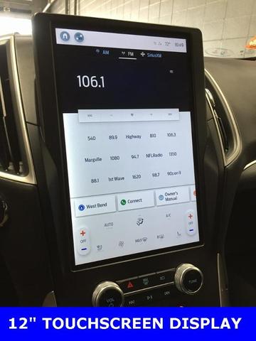Photo of 2021 Agate Black Metallic Ford Edge