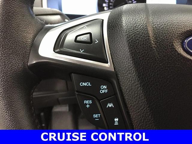 Photo of 2021 Agate Black Metallic Ford Edge
