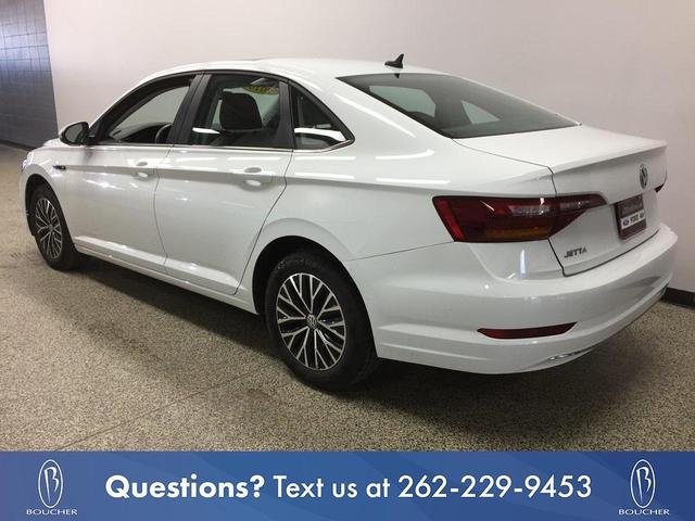 Photo of 2019 Pure White Volkswagen Jetta