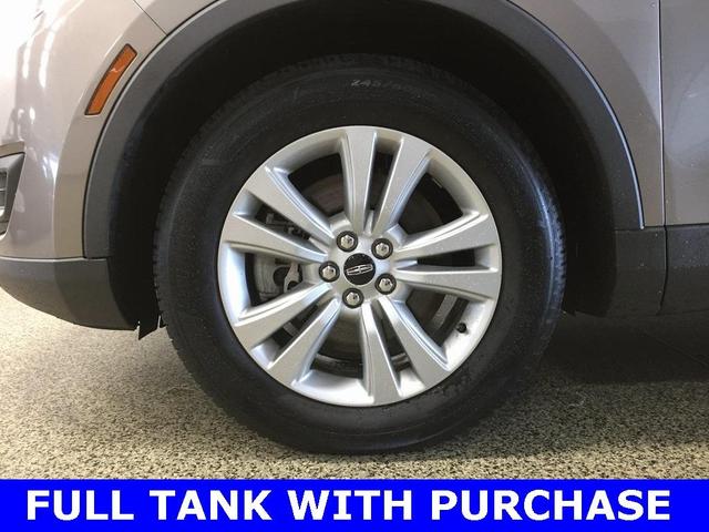 Photo of 2016 Luxe Metallic Lincoln MKX
