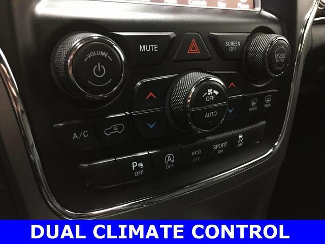 Photo of 2018 Walnut Brown Jeep Grand Cherokee