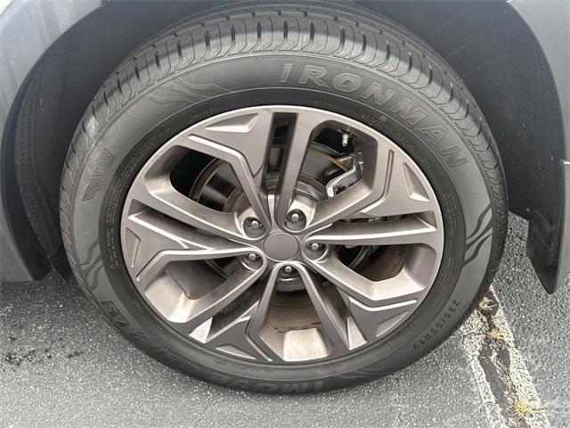 Photo of 2019 Symphony Silver Hyundai SANTA FE