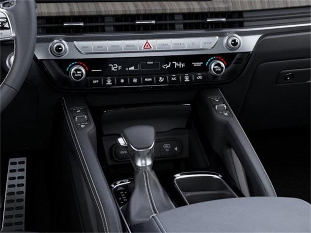 Photo of 2025 Glacial White Pearl Kia Telluride