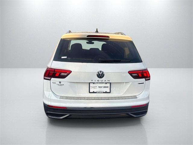 Photo of 2022 Pure White Volkswagen Tiguan