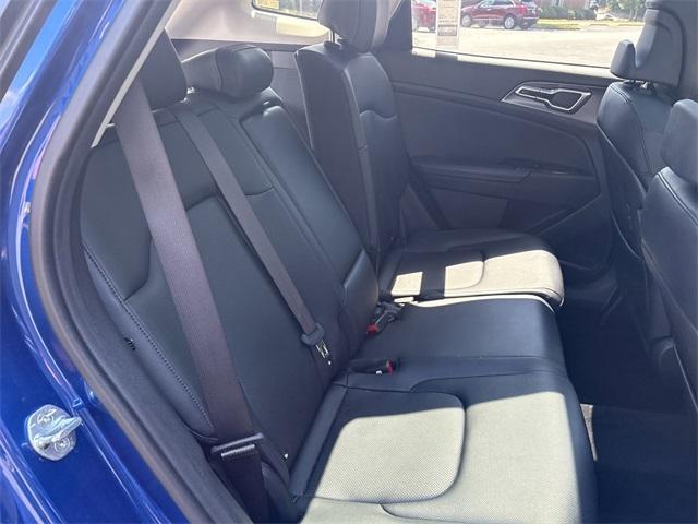 Photo of 2023 Sapphire Blue Kia Sportage