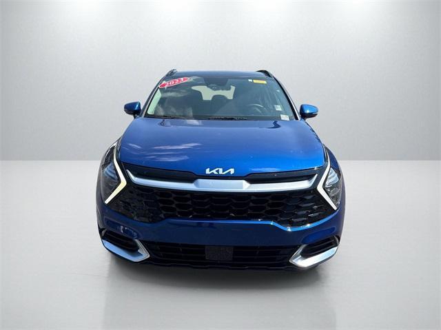 Photo of 2023 Sapphire Blue Kia Sportage