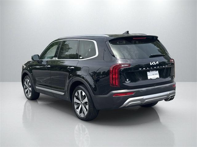Photo of 2022 Ebony Black Kia Telluride
