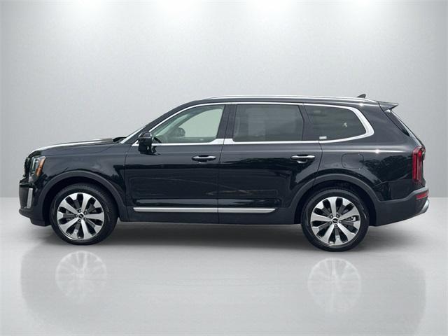 Photo of 2022 Ebony Black Kia Telluride