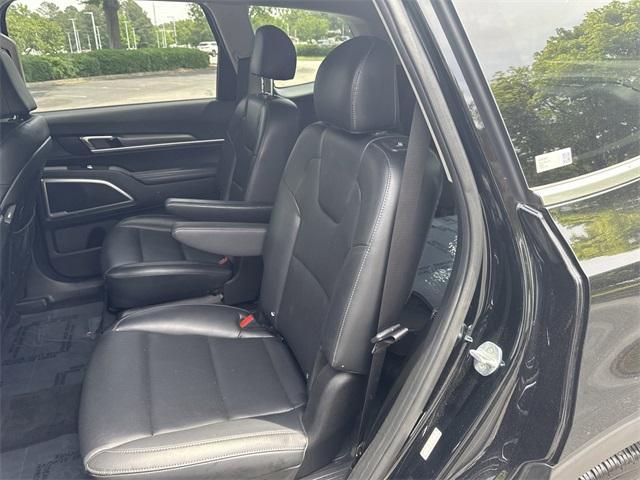 Photo of 2022 Ebony Black Kia Telluride