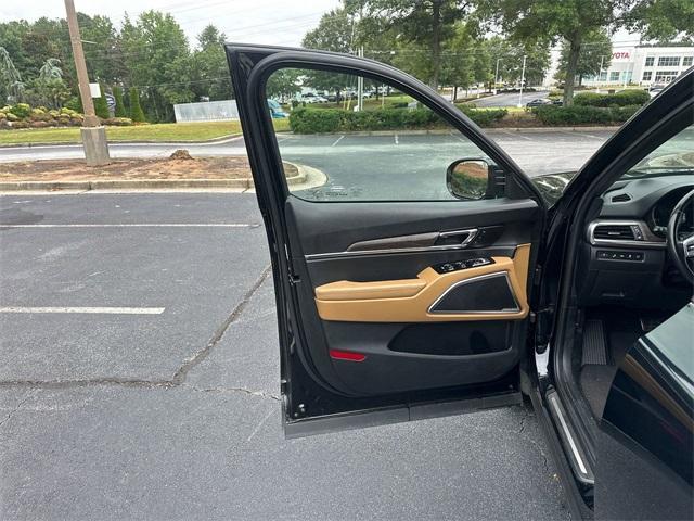 Photo of 2022 Ebony Black Kia Telluride