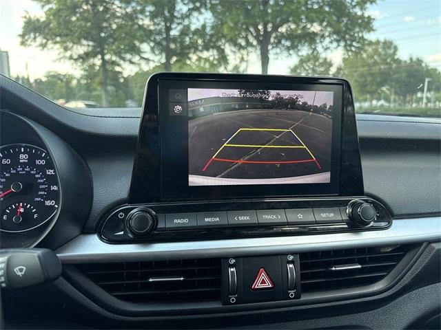 Photo of 2023 Snow White Pearl Kia Forte