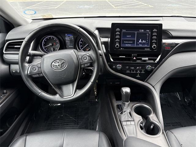 Photo of 2023 Silver Toyota Camry