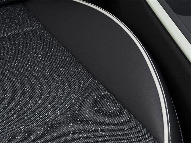 Photo of 2025 Aurora Black Pearl Kia K4