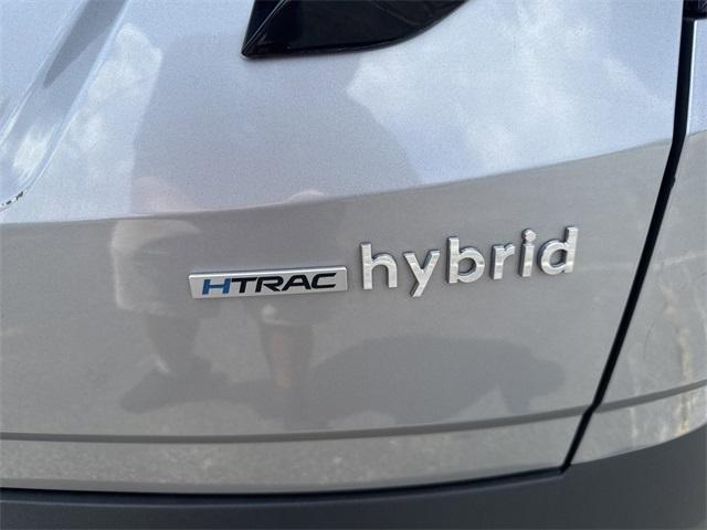 Photo of 2022 Shimmering Silver Hyundai TUCSON Hybrid