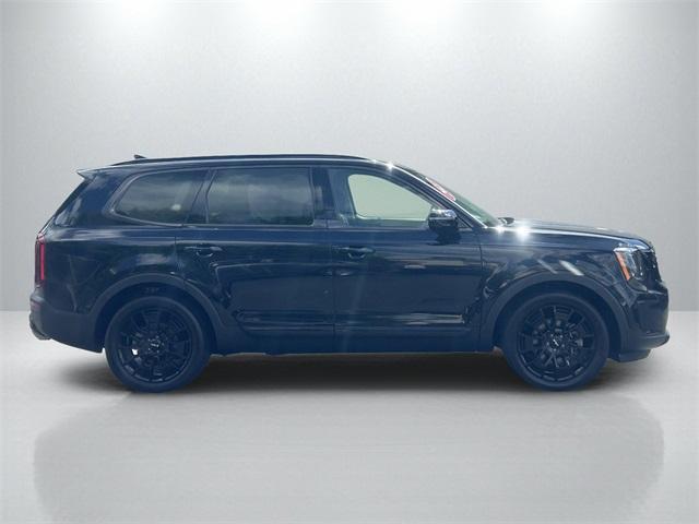 Photo of 2022 Ebony Black Kia Telluride
