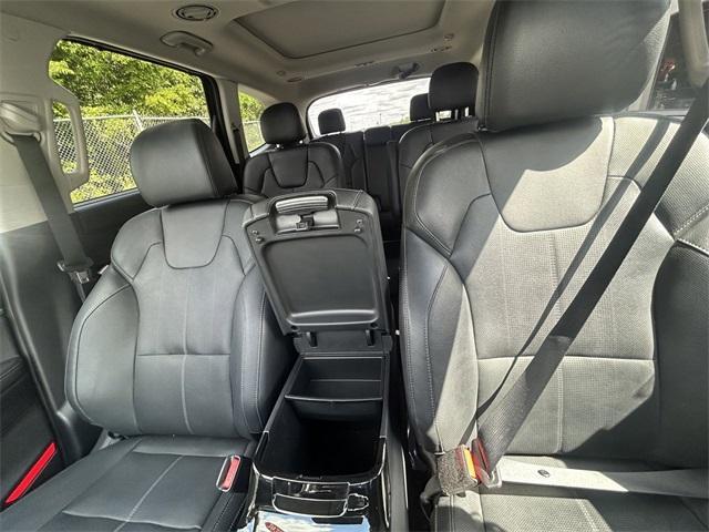 Photo of 2022 Ebony Black Kia Telluride