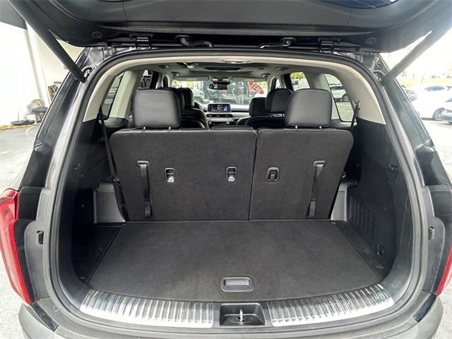 Photo of 2022 Ebony Black Kia Telluride