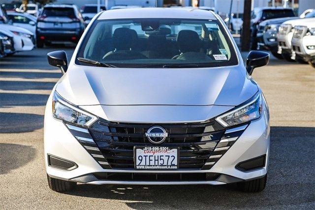 Photo of 2025 Brilliant Silver Metallic Nissan Versa