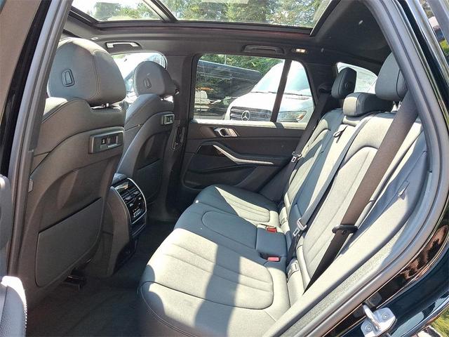 Photo of 2020 Jet Black BMW X5
