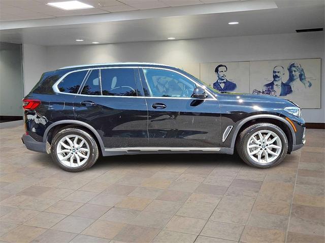 Photo of 2020 Jet Black BMW X5