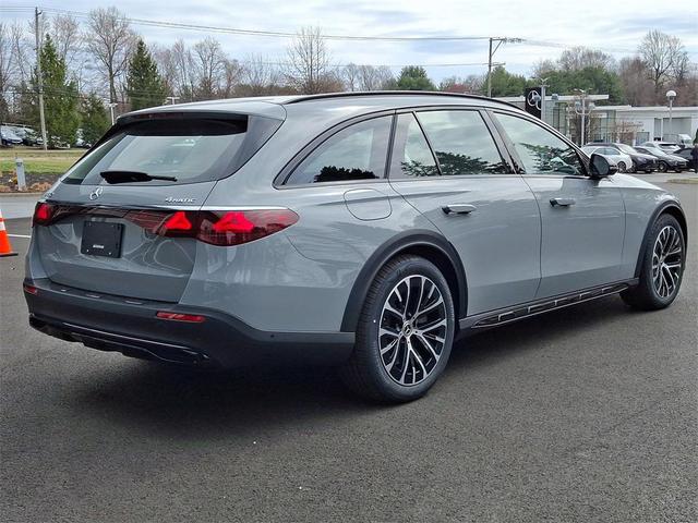 Photo of 2025 MANUFAKTUR Alpine Gray Mercedes-Benz E-Class