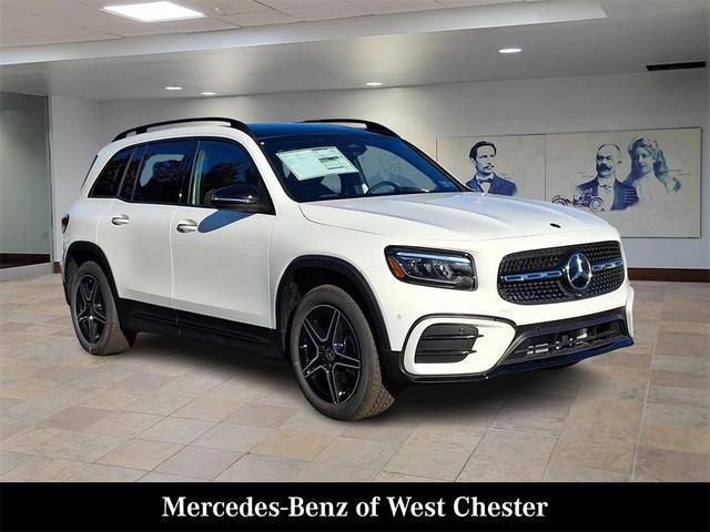 Photo of 2025 Polar White Mercedes-Benz GLB 250