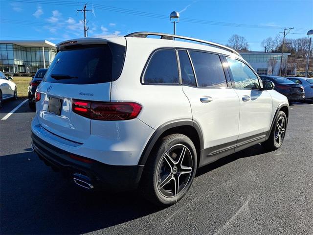 Photo of 2025 Polar White Mercedes-Benz GLB 250