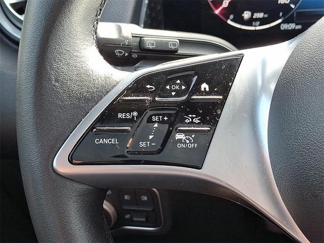 Photo of 2024 Starling Blue Metallic Mercedes-Benz GLB 250