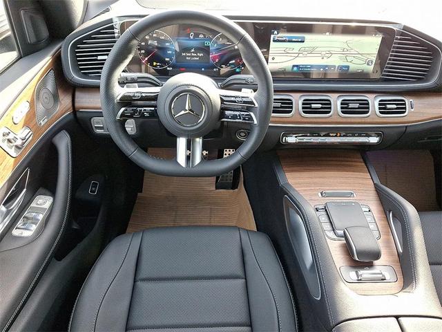 Photo of 2025 Cirrus Silver Metallic Mercedes-Benz GLS 450