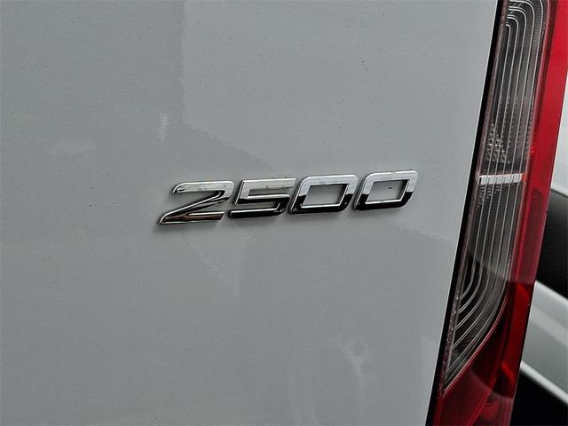 Photo of 2025 Arctic White Mercedes-Benz Sprinter 2500