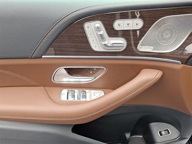 Photo of 2025 Twilight Blue Metallic Mercedes-Benz GLE 350