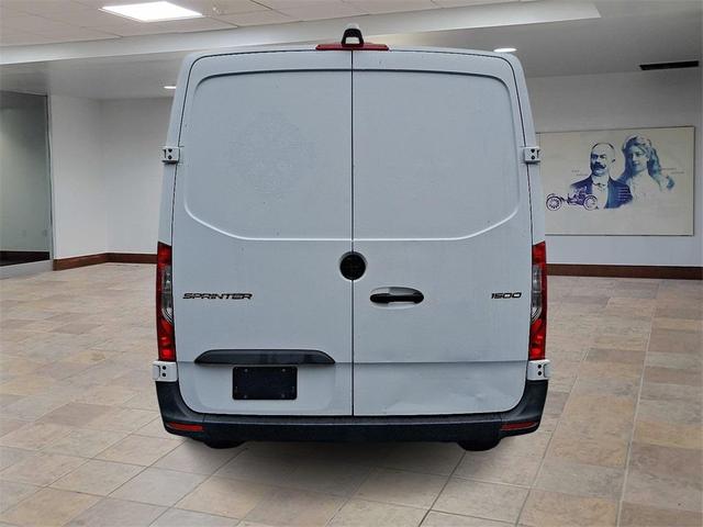 Photo of 2019 Arctic White Mercedes-Benz Sprinter 1500