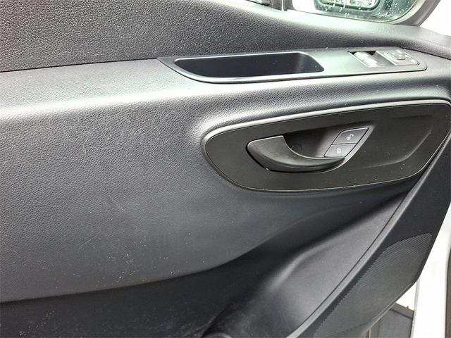 Photo of 2019 Arctic White Mercedes-Benz Sprinter 1500