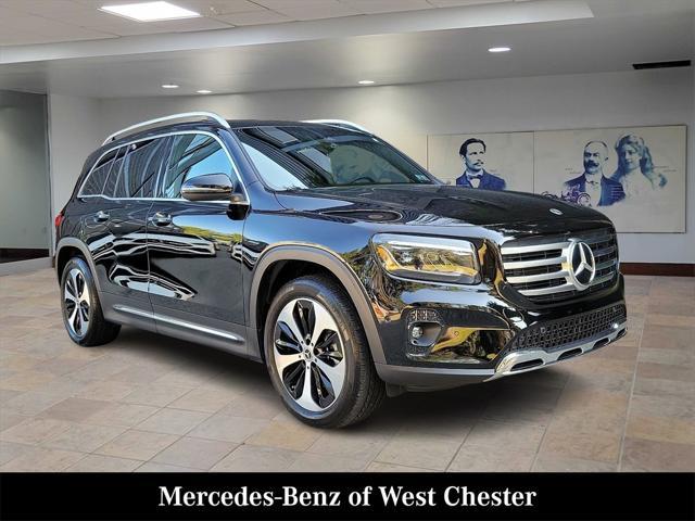 Photo of 2024 Night Black Mercedes-Benz GLB 250