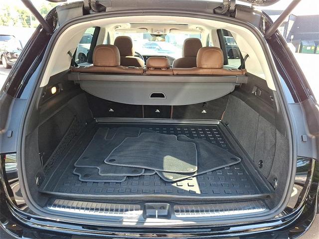 Photo of 2024 Black Mercedes-Benz GLE 450